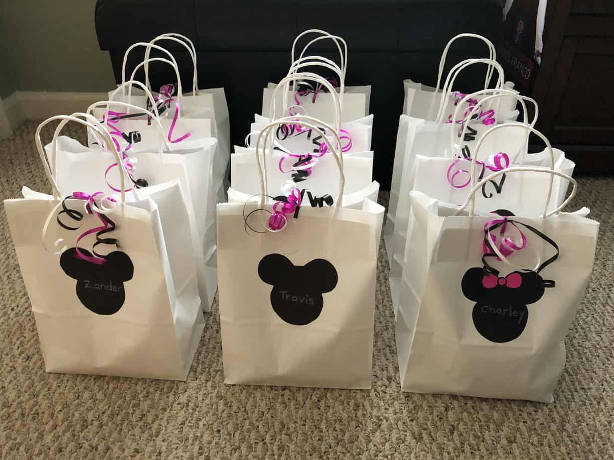 A Minnie Mouse Themed 2nd Birthday Party - Nurturing Family & Self