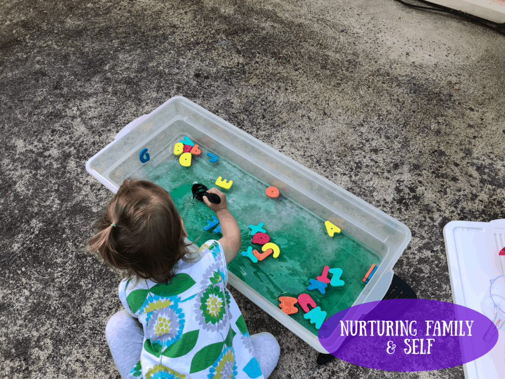 There are so many benefits of water play for your toddler. It truly amazes me how such a simple activity can benefit your little one in so many ways. 